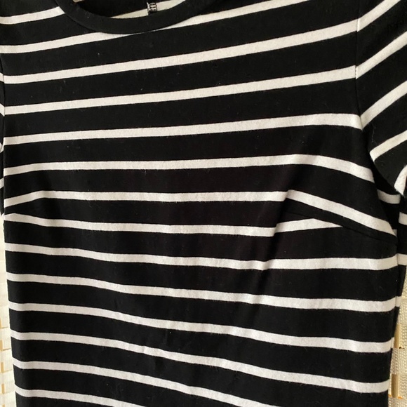 Comfy Sexy Dress - Picture 6 of 7